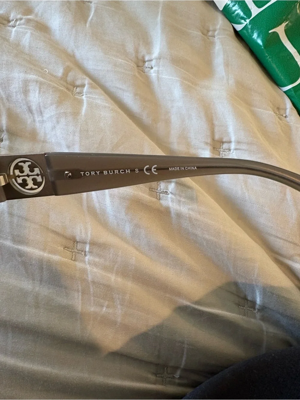Tory Burch sunglasses with Orange Saffiano Continental case with Gold Emblem